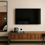 Awen Hotel 3*